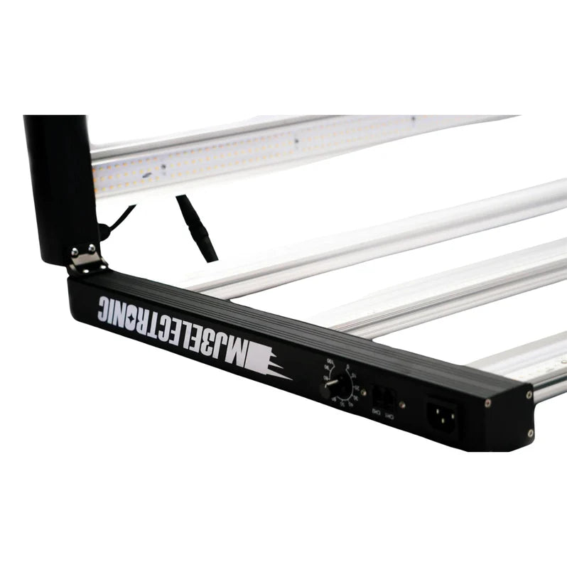 MJ3Electronic Black Panther LED 720W – High-End LED Growlampe